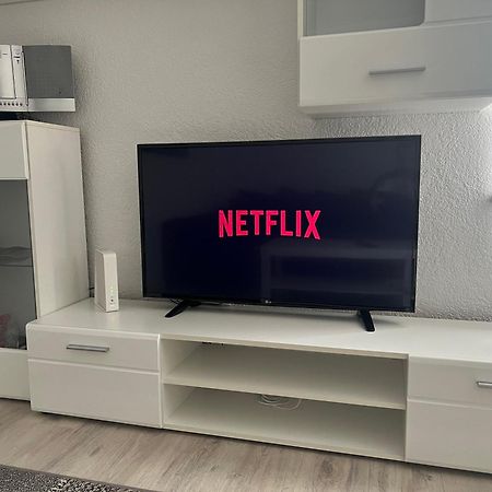 Moderne Helle 2,5 Zimmer Wohnung Mit Grossem Bad Und Kueche In Trossingen Eksteriør bilde