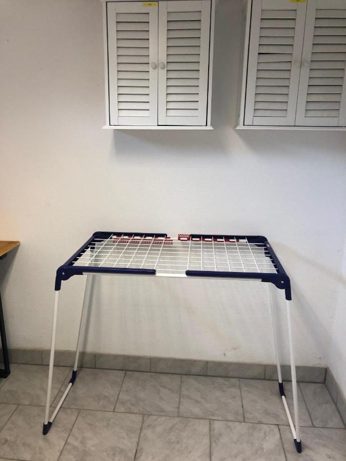 Moderne Helle 2,5 Zimmer Wohnung Mit Grossem Bad Und Kueche In Trossingen Eksteriør bilde