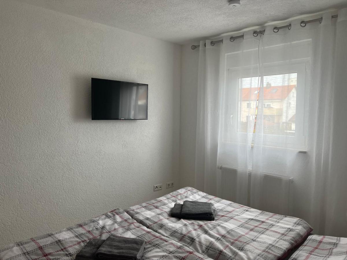 Moderne Helle 2,5 Zimmer Wohnung Mit Grossem Bad Und Kueche In Trossingen Eksteriør bilde